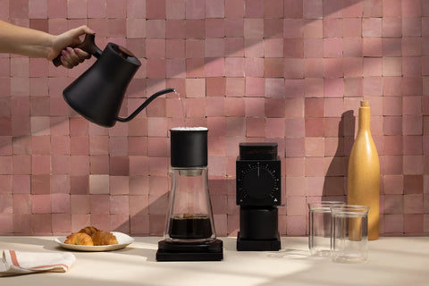 Fellow Stagg EKG Pro Electric Pouring Kettle - 0.9 Litres | Matte Black (UK Plug)