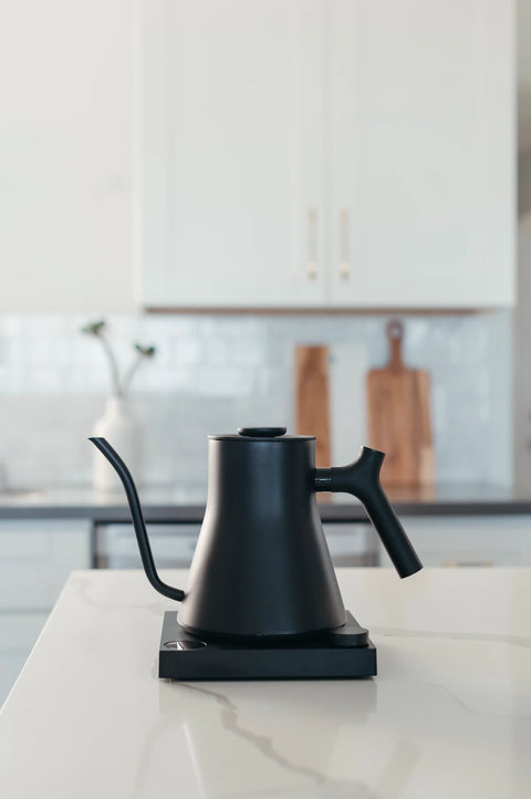 Fellow Stagg EKG Pro Electric Pouring Kettle - 0.9 Litres | Matte Black (UK Plug)